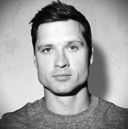 Portrait of Walker Hayes